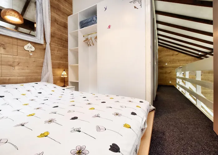 With View Near Coo بيت للعطل *