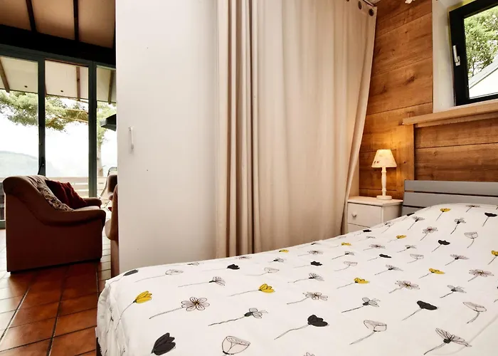 Vakantiehuis With View Near Coo